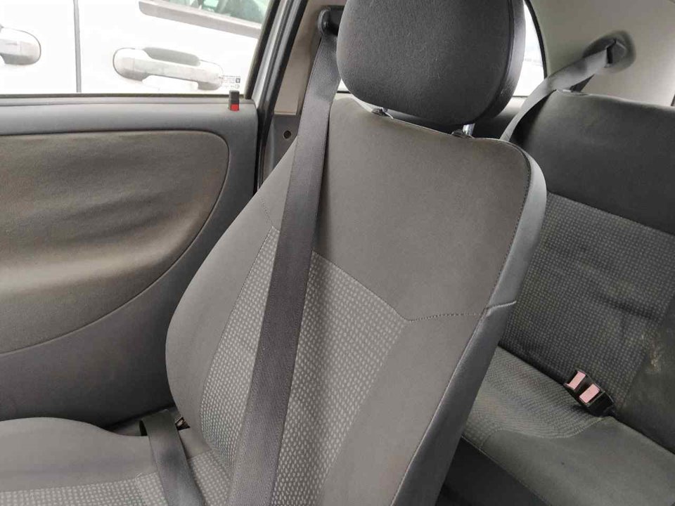 RENAULT 2 generation (2010-2020) Front Right Seat 25332937
