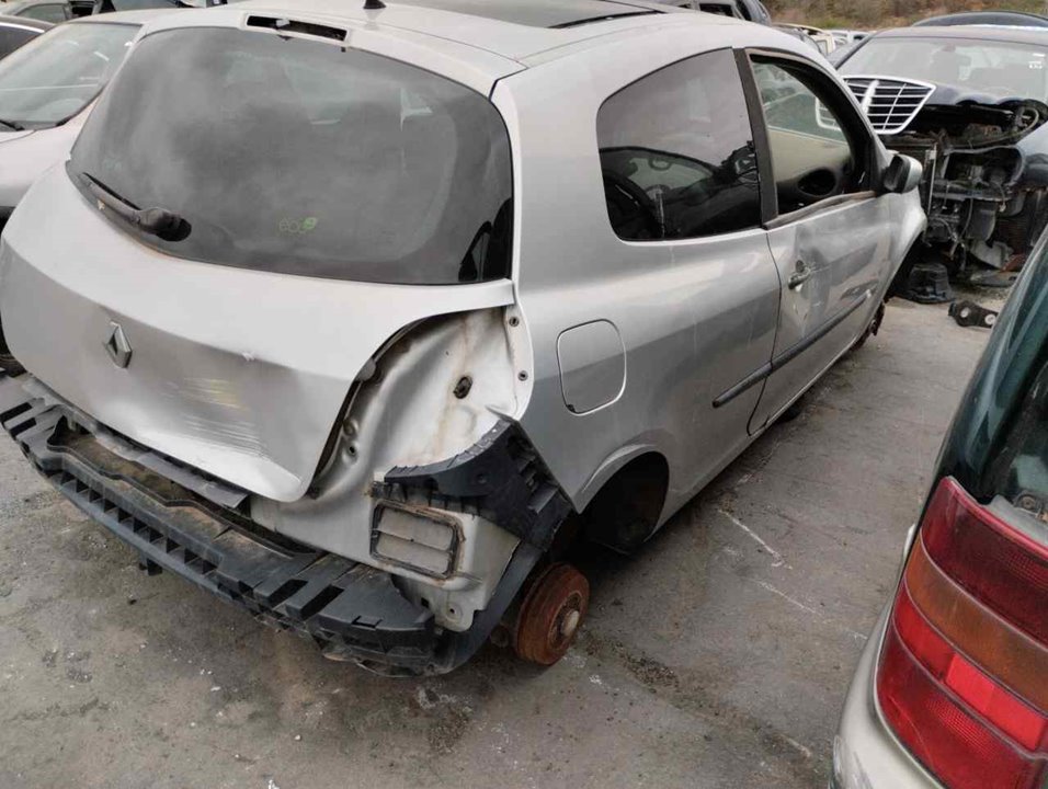 RENAULT Clio 3 generation (2005-2012) Полуось передняя правая 25420065