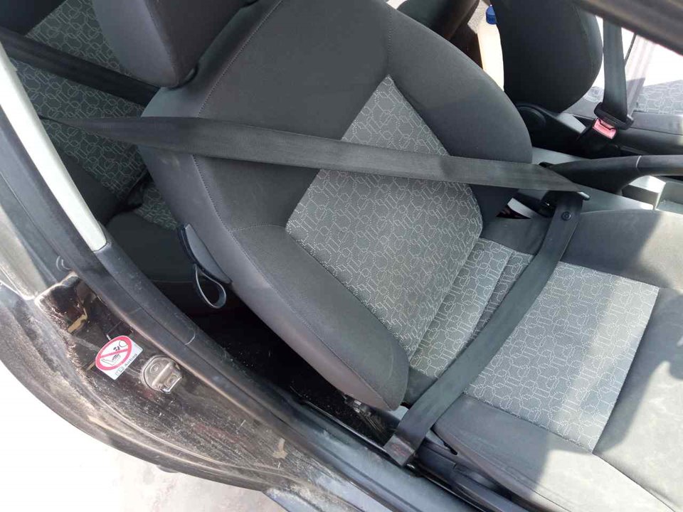 SEAT Ibiza 3 generation (2002-2008) Front Right Seatbelt 25414059