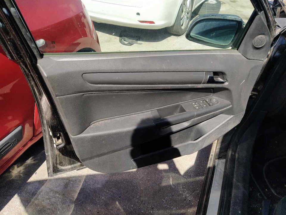 OPEL Astra J (2009-2020) Front Left Door Panel 25340627