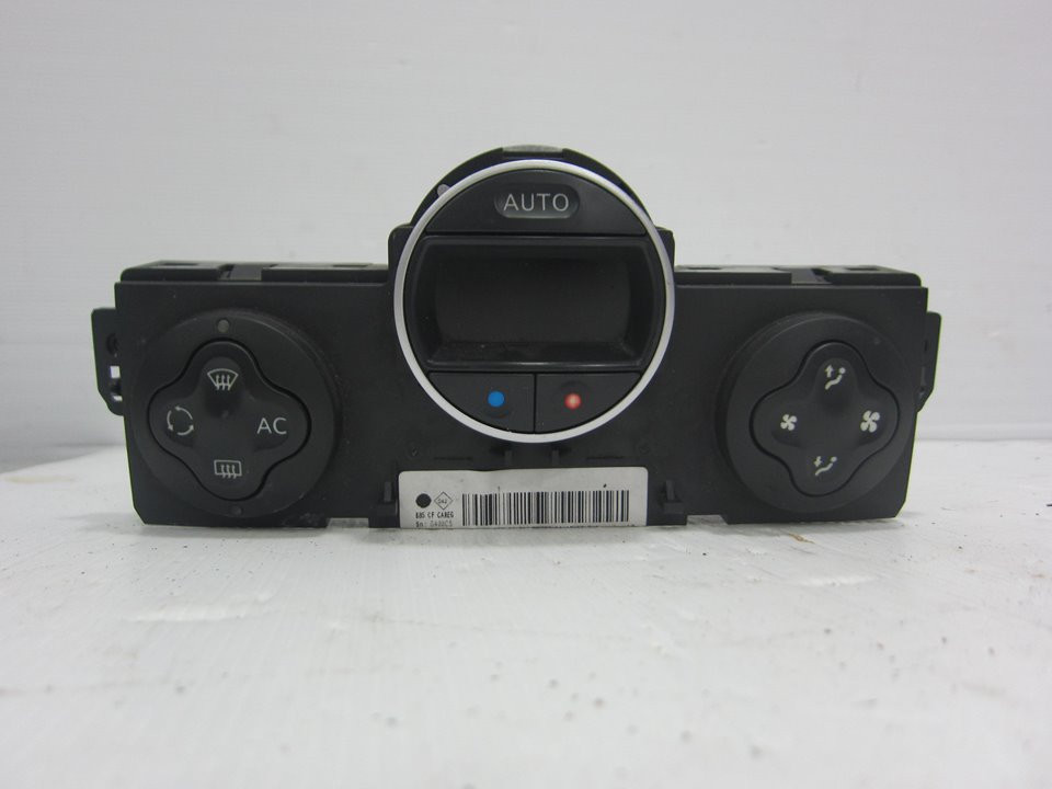 RENAULT Clio 3 generation (2005-2012) Другая деталь 8200296683 24960828