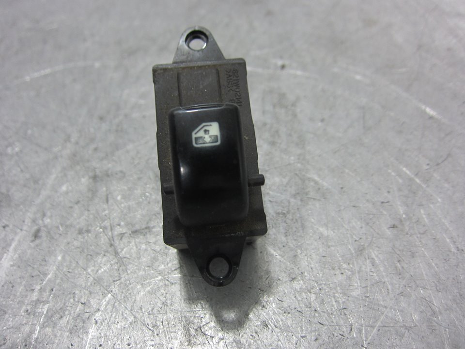FORD Transit 2 generation (1986-2003) Front Right Door Window Switch 96190777 25374902