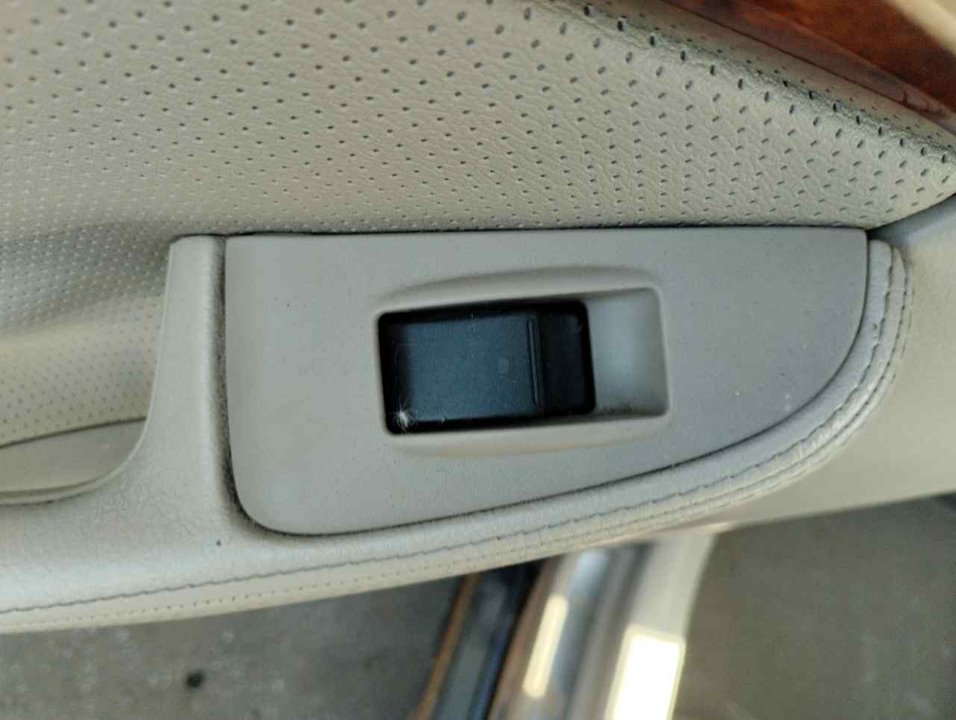 TOYOTA Avensis 2 generation (2002-2009) Bakre höger dörrfönsterkontrollbrytare 25344470