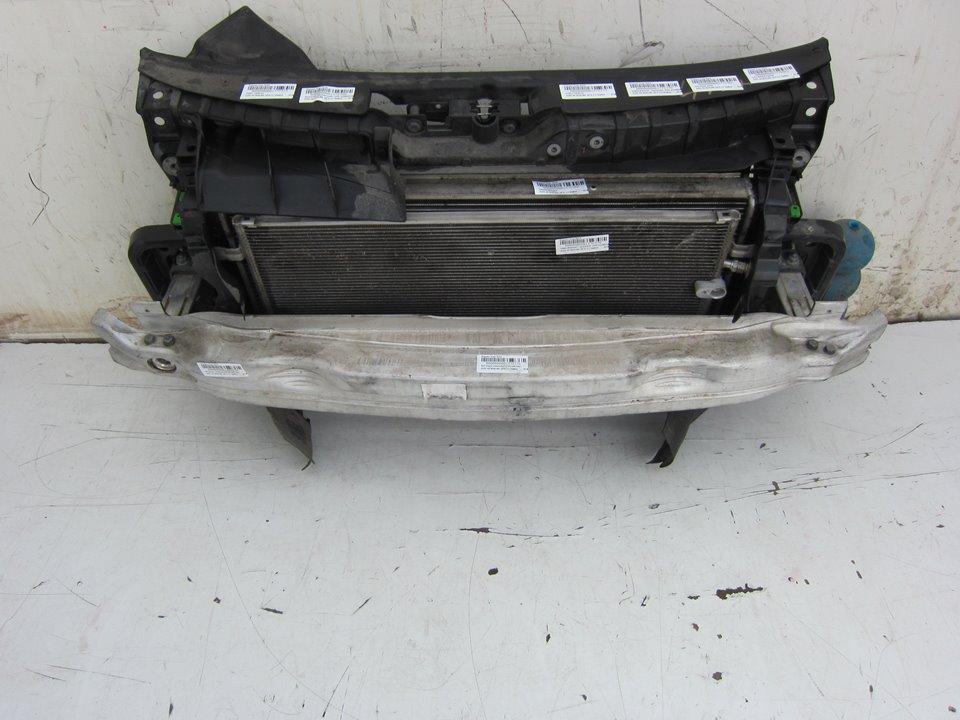 AUDI A6 C6/4F (2004-2011) Aušinimo radiatorius 24963473