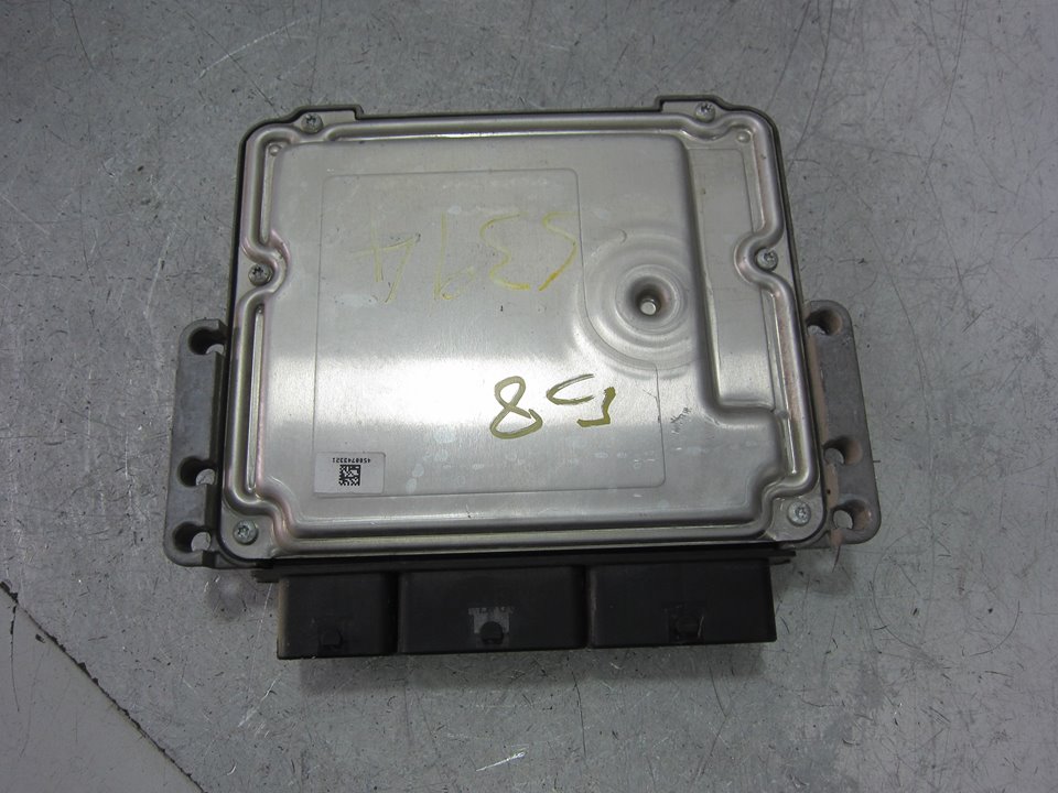 DACIA Duster 1 generation (2010-2017) Engine Control Unit ECU 0281032811 24936882