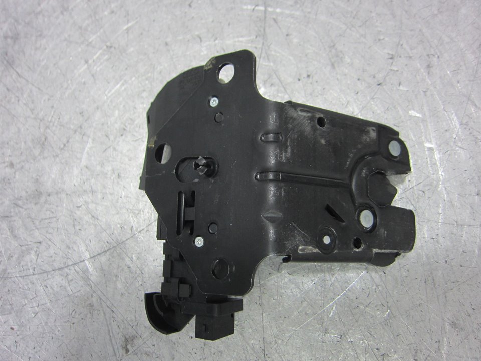 AUDI A3 8P (2003-2013) Замок крышки багажника 8P4827505C 24992251