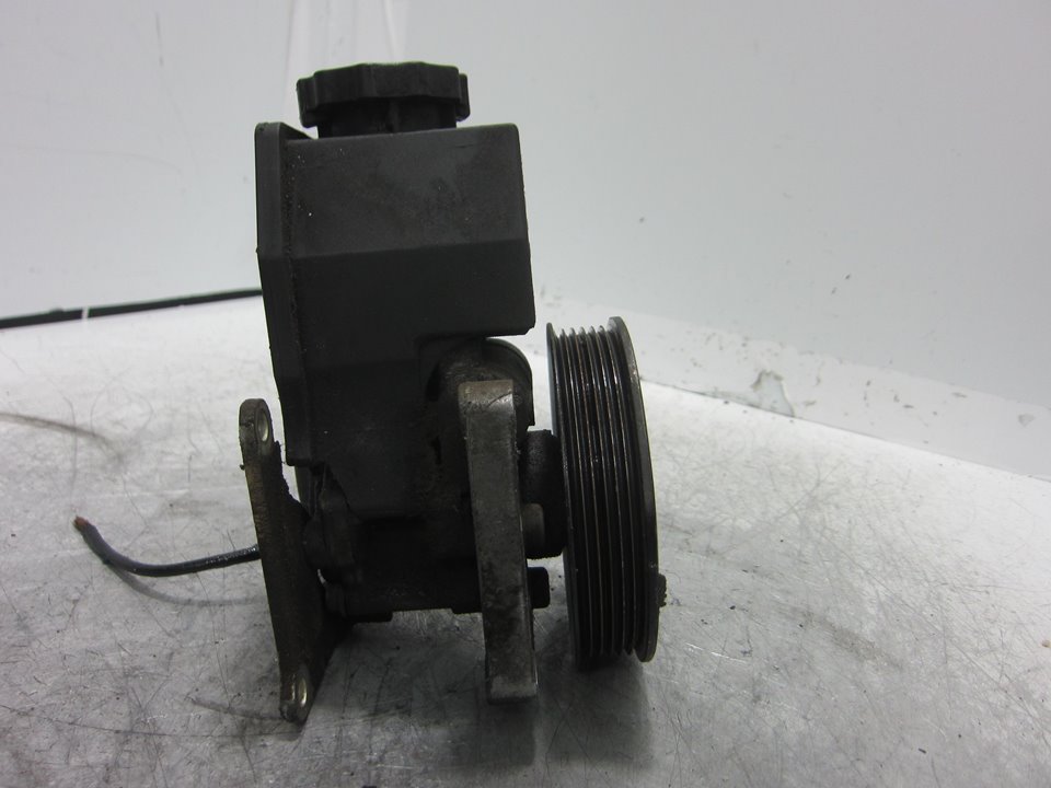 MERCEDES-BENZ Power Steering Pump 0024662901 24816333