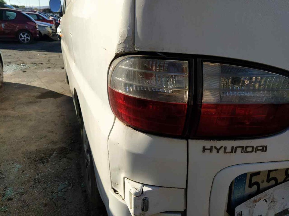 HYUNDAI H-1 Starex (1997-2007) Rear Left Taillight 25360765