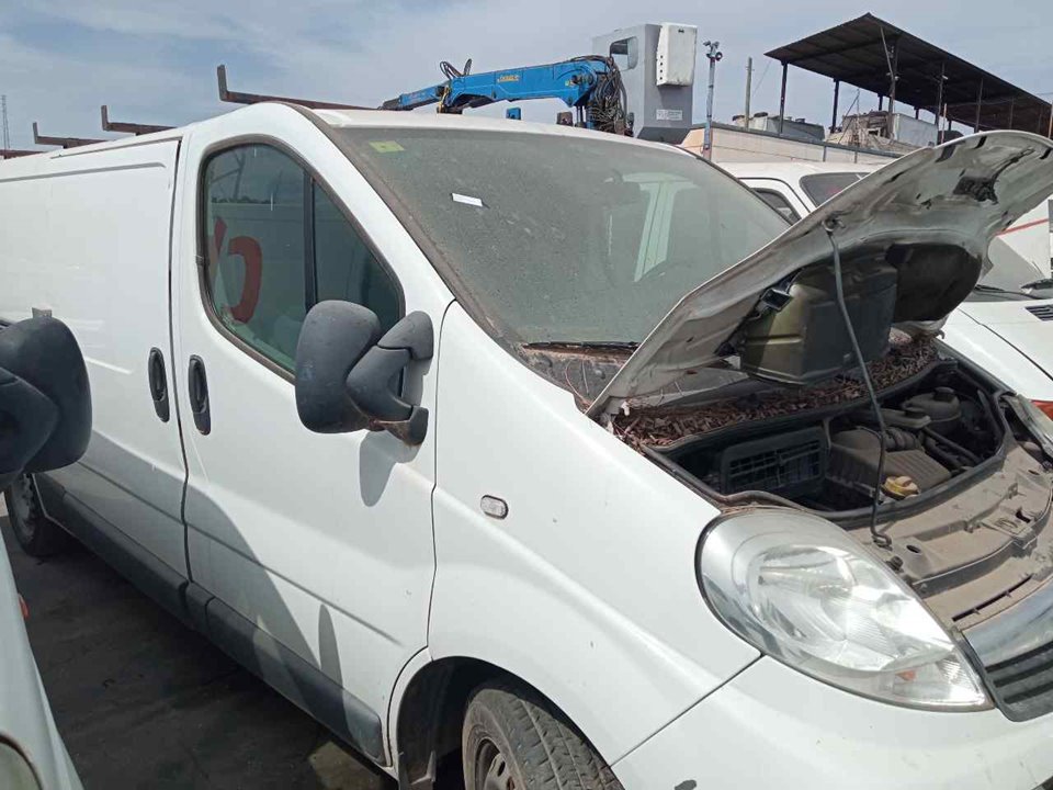 OPEL Vivaro Dešinys skydelis nuo saulės (saulės apsauga) 25804373