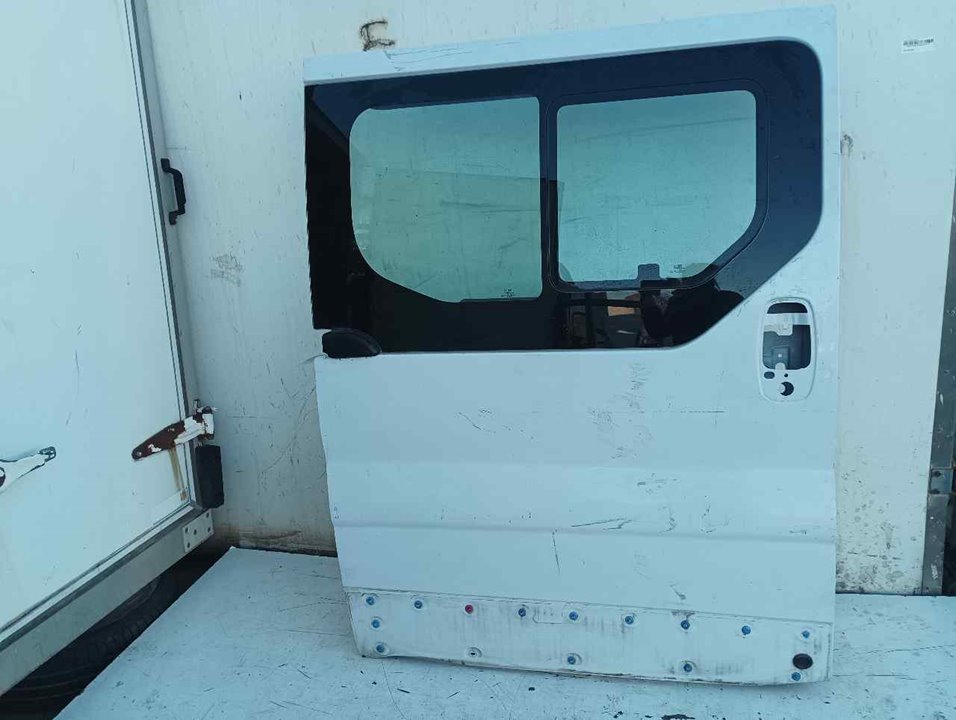 FIAT Right Side Sliding Door 25774522