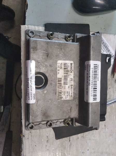 PEUGEOT 406 1 generation (1995-2004) Engine Control Unit ECU 0281001262 21274094