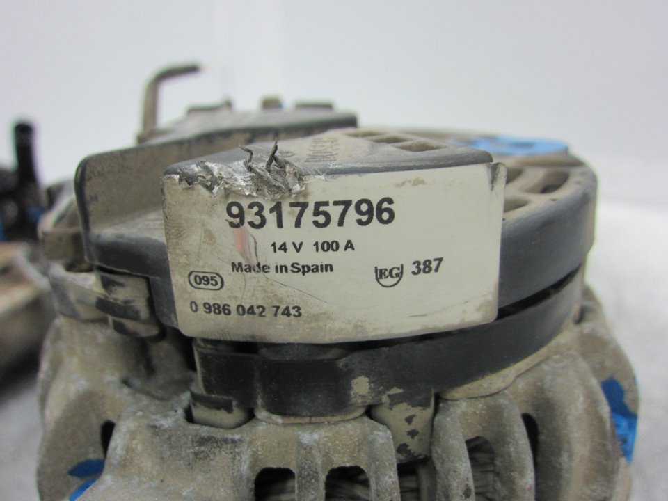 VAUXHALL Alternator 93175796 25354191