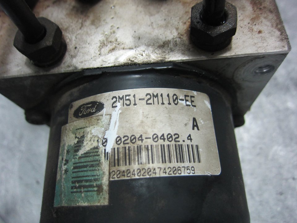 FORD Focus 1 generation (1998-2010) ABS pumpe 2M512M110EE 25370188