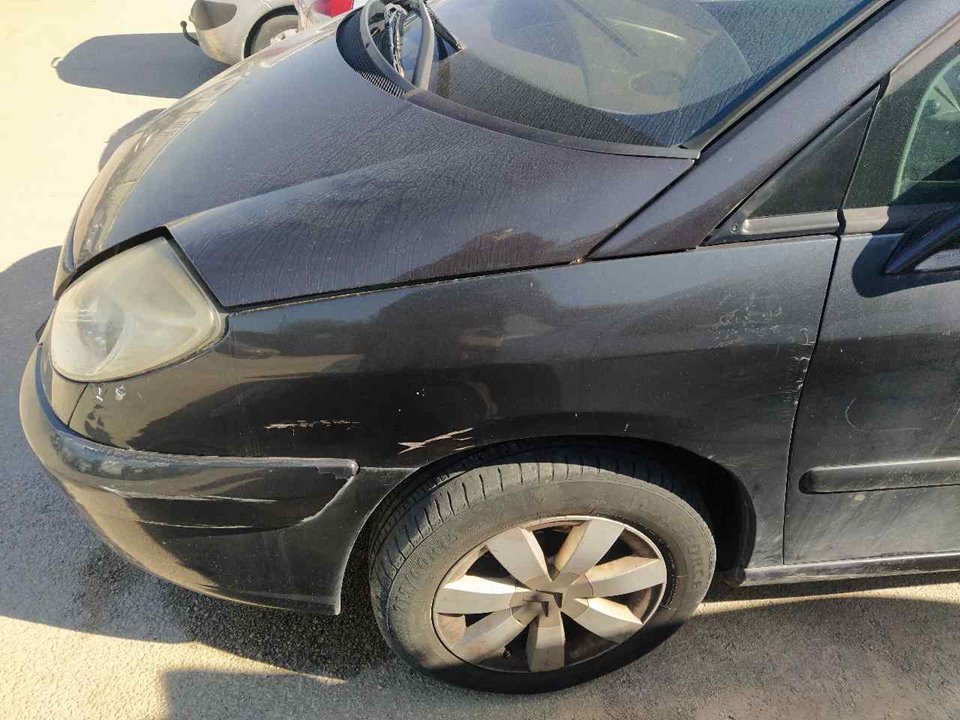 CITROËN C8 1 generation (2002-2014) Priekšējais kreisais spārns 25335272