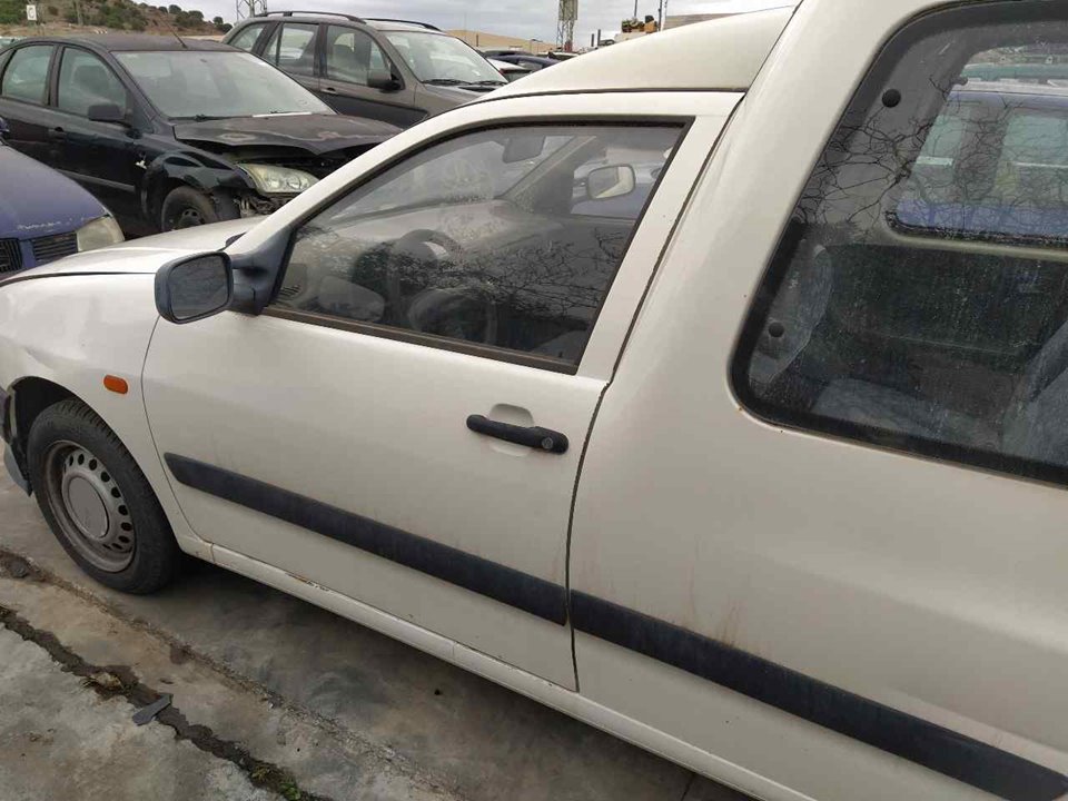 SEAT Inca 1 generation (1995-2000) Porte avant gauche 25359672