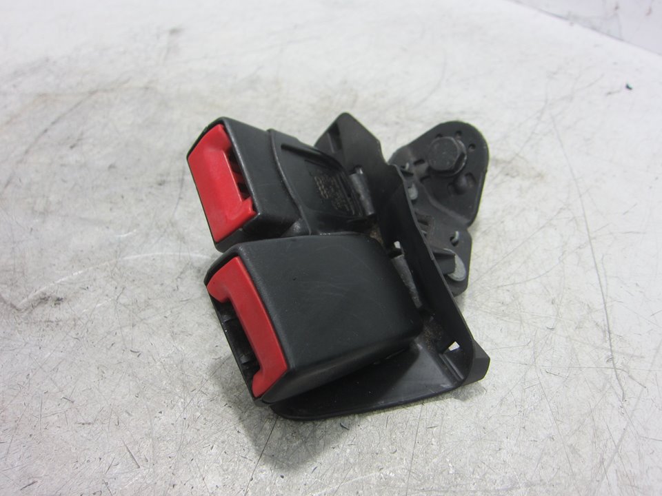 AUDI A6 C6/4F (2004-2011) Front Right Seat Buckle 4F0857739D 24963450