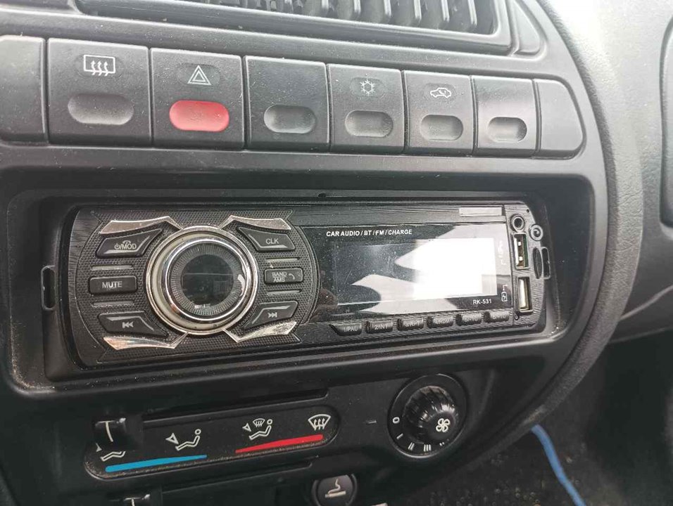 BMW M3 E36 (1992-1999) Musiikkisoitin ilman GPS:ää 25330166