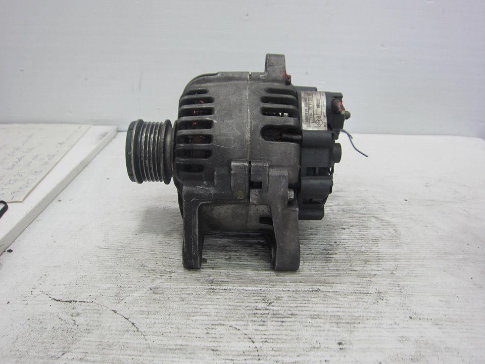 RENAULT Megane 2 generation (2002-2012) Alternator 7711368356 21279729