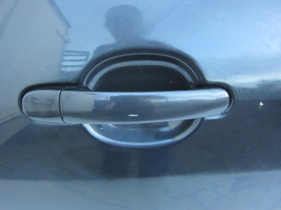 AUDI A2 8Z (1999-2005) Galinių dešinių durų išorinė rankenėlė 24962696