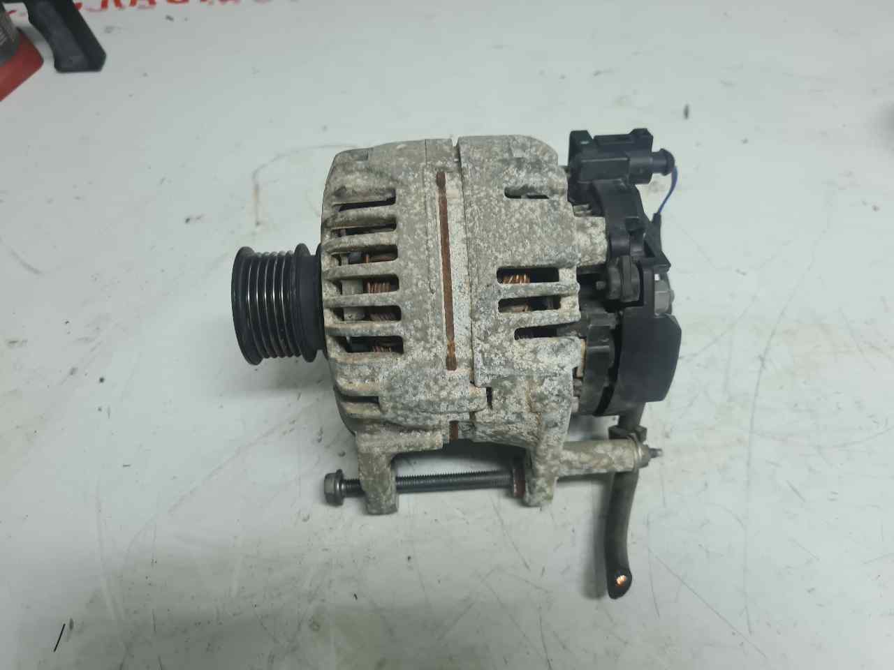 SEAT Cordoba 2 generation (1999-2009) Alternator 037903025M 21281815