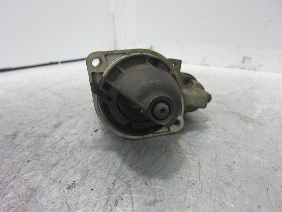 VOLKSWAGEN C-Class W202/S202 (1993-2001) Starteris 0041516901 24816347