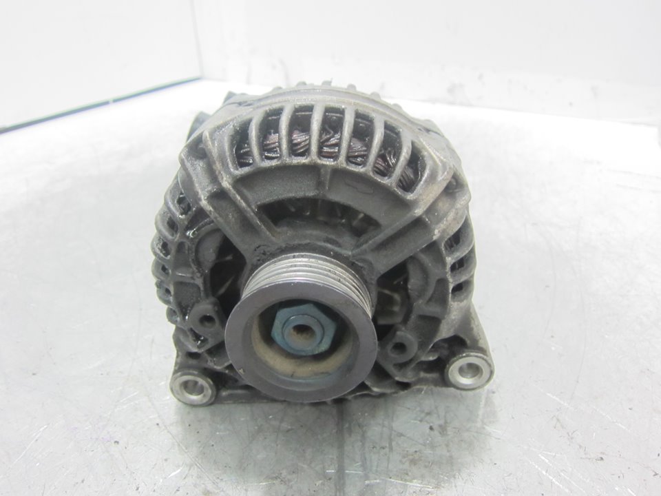 CITROËN Xsara 1 generation (1997-2004) Alternator 0124615002 24925890