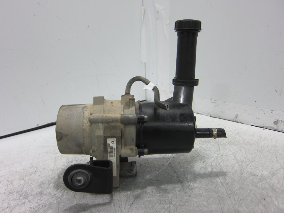 CITROËN C4 1 generation (2004-2011) Power Steering Pump 9686925480 23568258