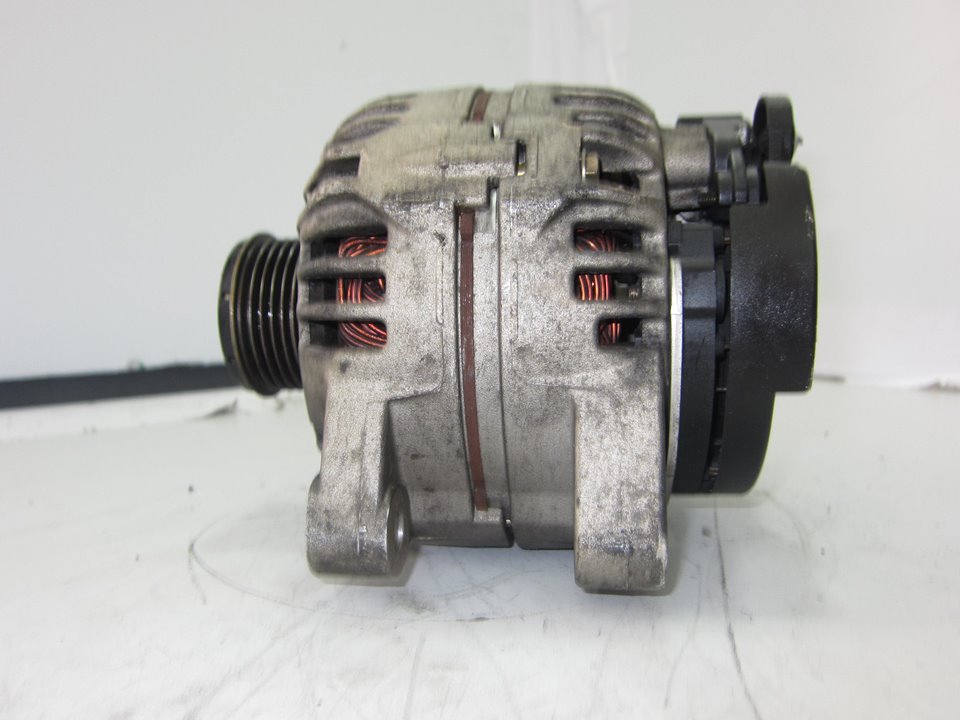 PEUGEOT C4 1 generation (2004-2011) Alternator 0124525035 21325771