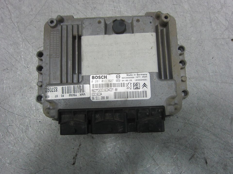 SKODA 307 1 generation (2001-2008) Блок управления двигателем 0281011627 24889337