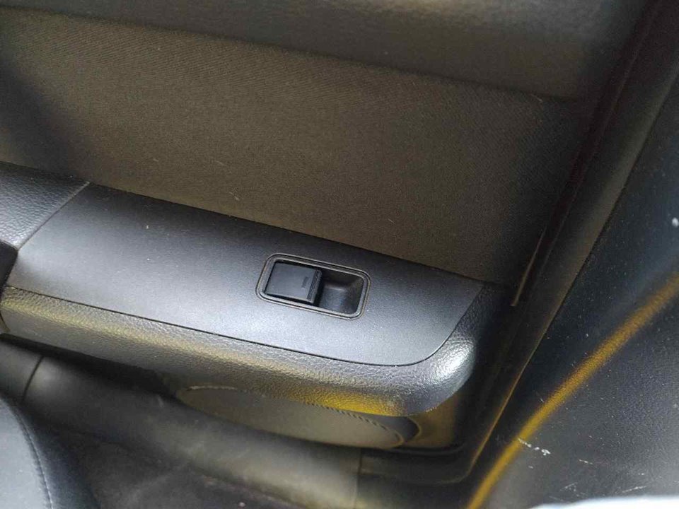 MAZDA 6 GH (2007-2013) Rear Right Door Window Control Switch 25368449