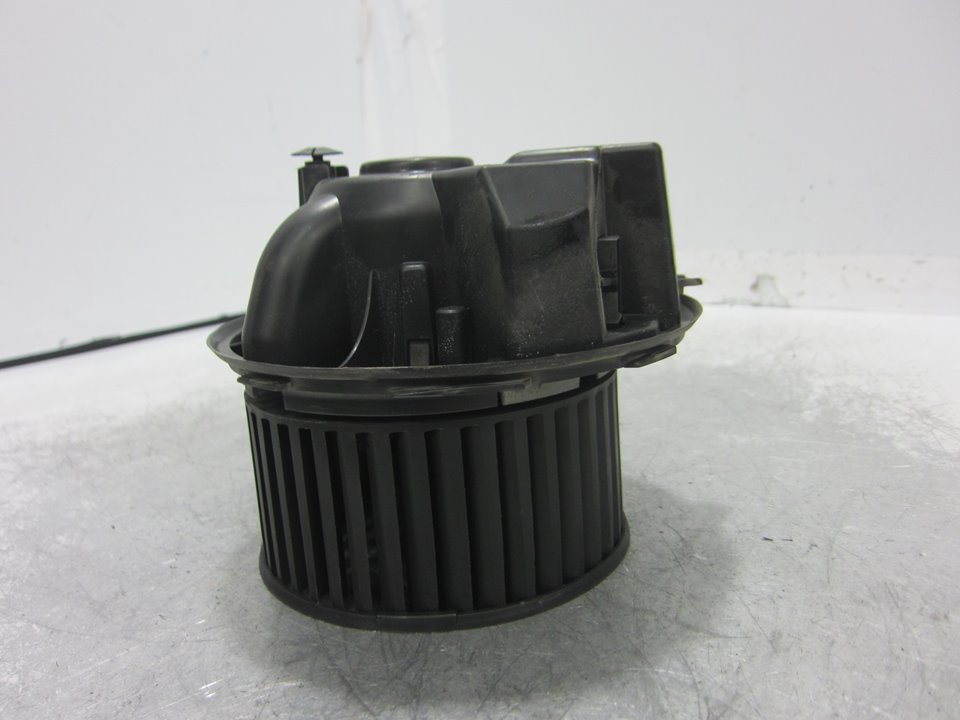 AUDI A3 8P (2003-2013) Sildītāja ventilators 1K1820015 24939685