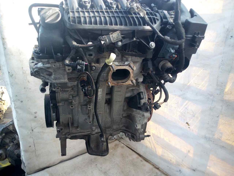 PEUGEOT 208 Peugeot 208 (2012-2015) Engine HM05 24881066 - Used parts ...