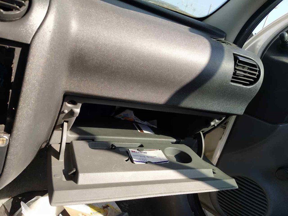 OPEL Corsa C (2000-2006) Glove Box 25377949