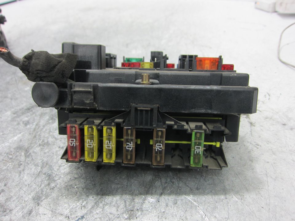 MG 206 1 generation (1998-2009) Fuse Box 9650664080 24908797