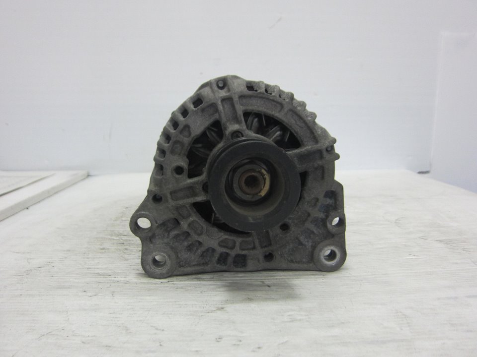 SEAT Cordoba 2 generation (1999-2009) Alternator 037903025M 21275745