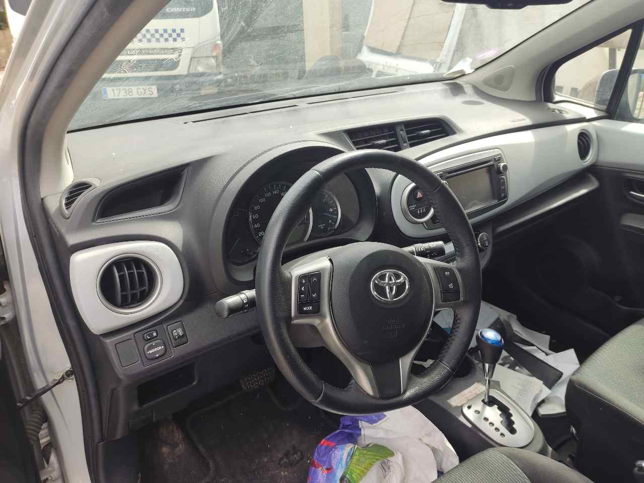 TOYOTA Yaris 3 generation (2010-2019) Bakre venstre dør utvendig håndtak 242860 20414988