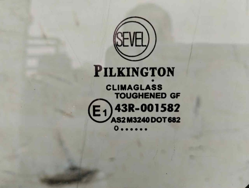 PEUGEOT Boxer 3 generation (2006-2024) Priekšējais kreisais durvju stikls 43R001582 24952625