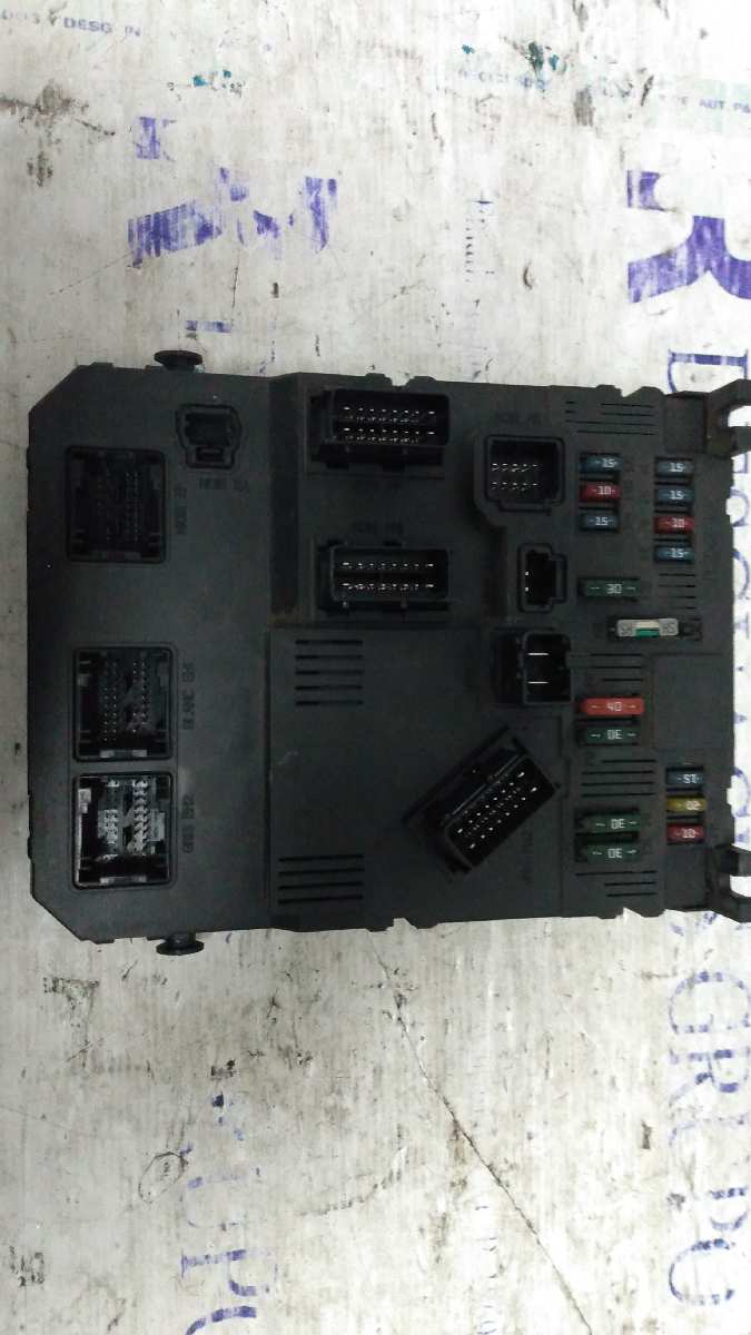 CITROËN Xsara Picasso 1 generation (1999-2010) Fuse Box 9657999780 21275344