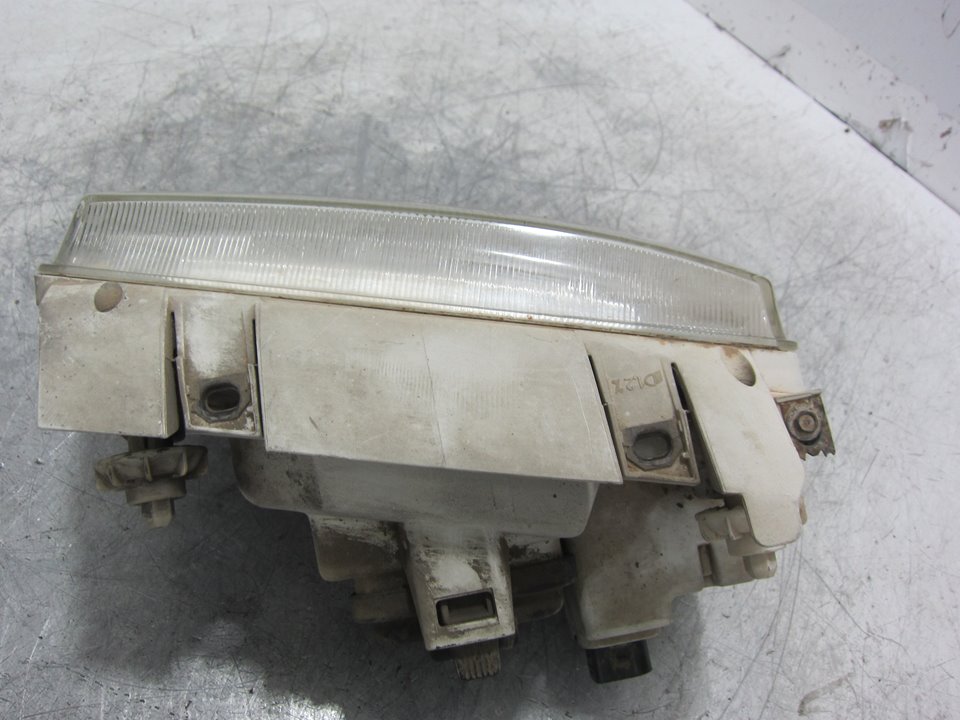 NISSAN Polo 3 generation (1994-2002) Преден десен фар 96249600 24926524