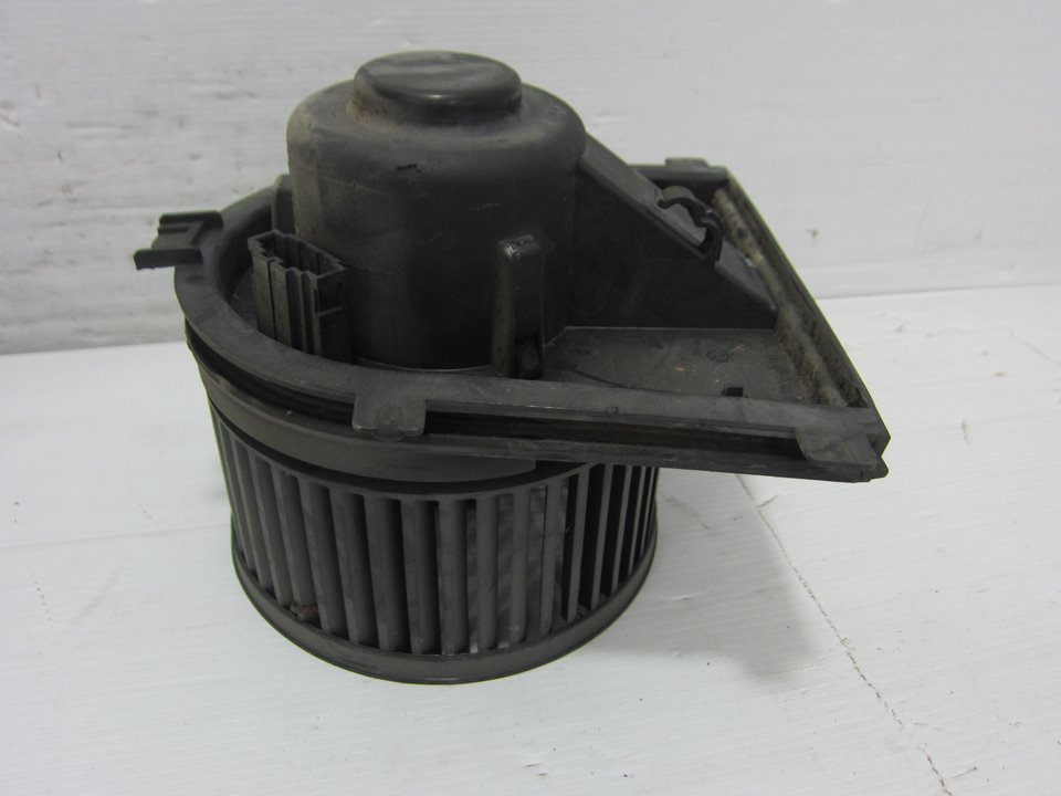 SEAT Ibiza 2 generation (1993-2002) Heater Blower Fan 1J1819021A 24941375