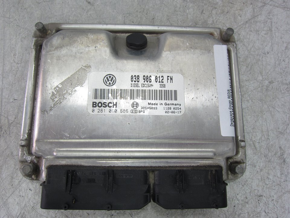 SEAT Toledo 2 generation (1999-2006) Motorkontrollenhet ECU 038906012FN 21284187