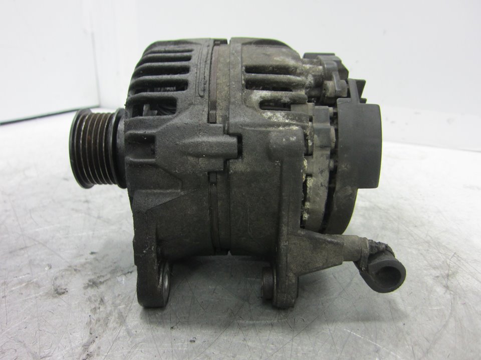 SEAT Cordoba 1 generation (1993-2003) Alternator 037903025M 24964064