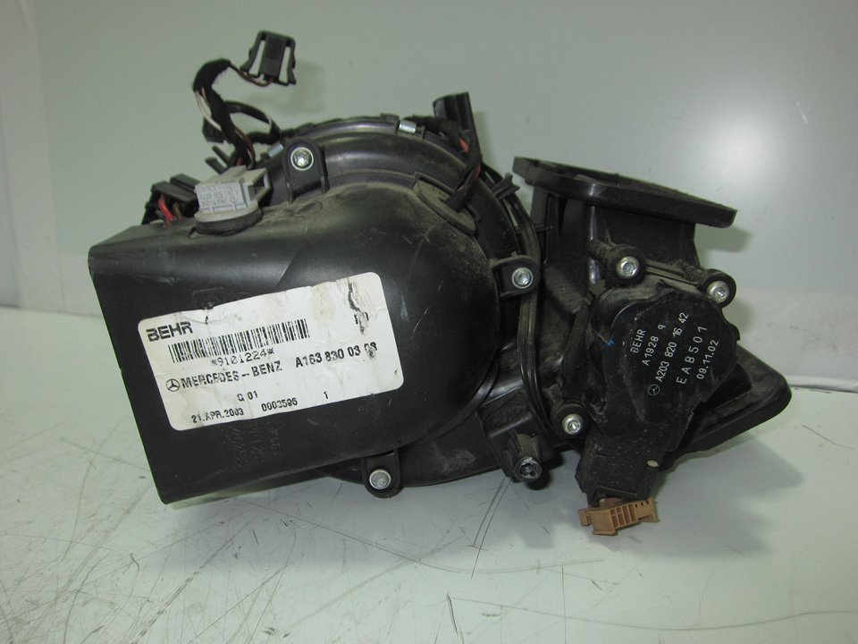 MERCEDES-BENZ M-Class W163 (1997-2005) Нагревательный вентиляторный моторчик салона A1638300308 20618539