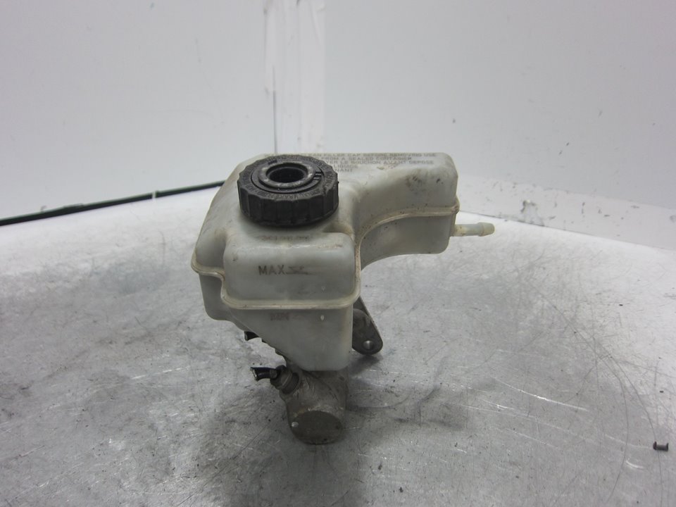 VOLKSWAGEN Passat B6 (2005-2010) Brake Cylinder 3C1611301 25757819