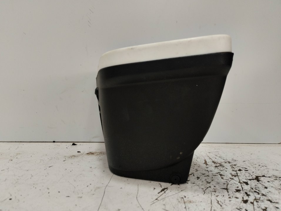 RENAULT Twingo 3 generation (2014-2023) Ashtray 969B31665R 21070118