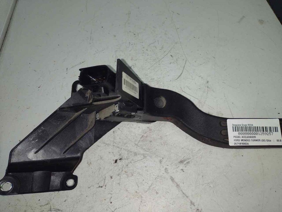 FORD Mondeo 3 generation (2000-2007) Throttle Pedal 2S719F836DA 21307832