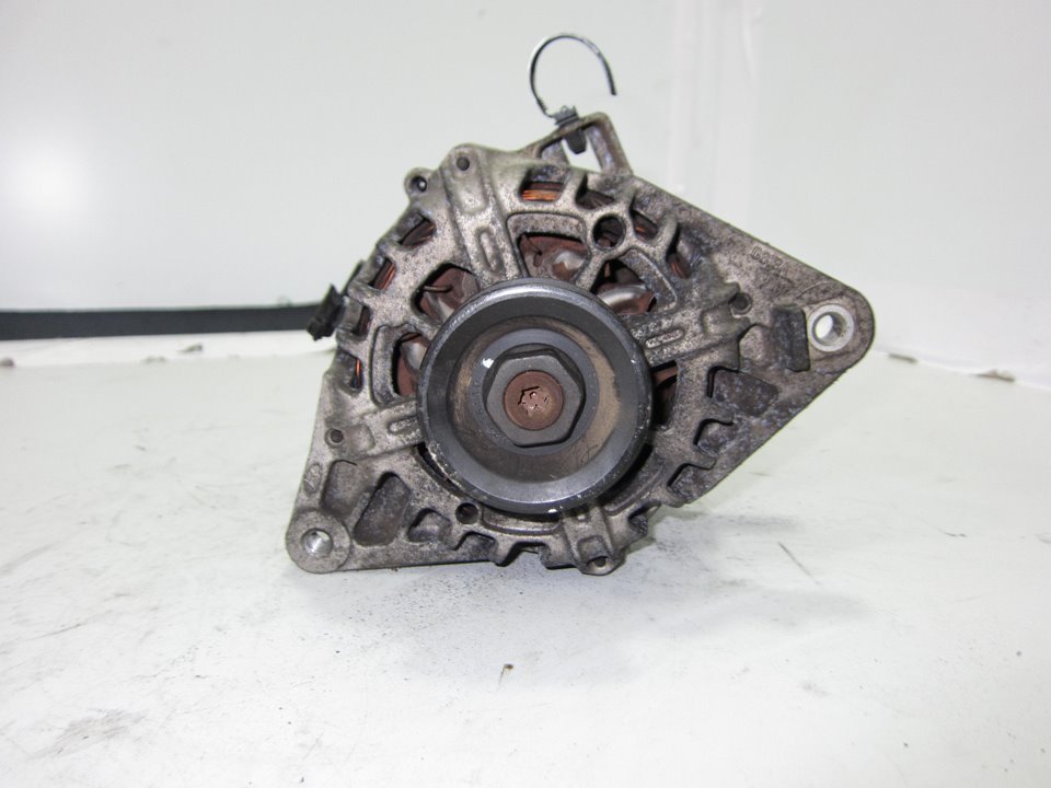 HYUNDAI Tucson 1 generation (2004-2010) Alternator 3730022650 20389416