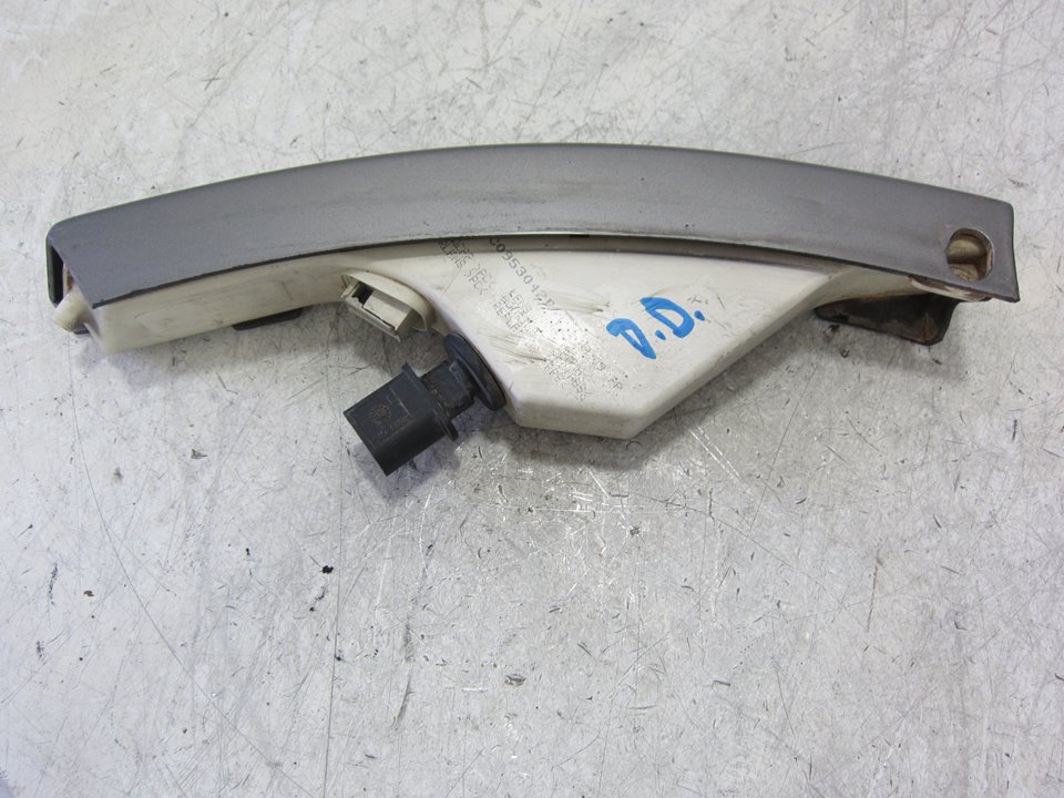 CHEVROLET Passat B6 (2005-2010) Front Right Fender Turn Signal 3C0953042E 21574202