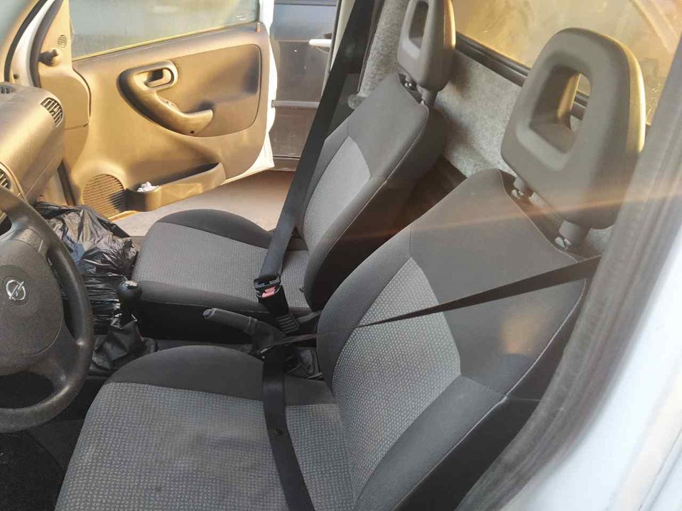 CHEVROLET 1 generation (2002-2014) Front Left Seatbelt 25335254