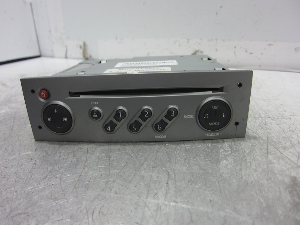RENAULT Scenic 2 generation (2003-2010) Music Player Without GPS 8200562686 24940402